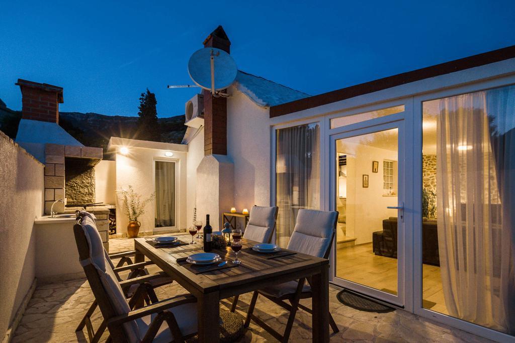 Holiday home Zlatni san - couples favorite gem - private pool Bol Chambre photo