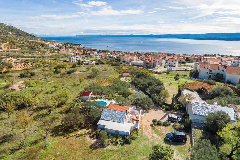 Holiday home Zlatni san - couples favorite gem - private pool Bol Chambre photo