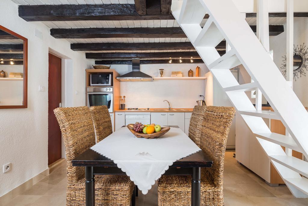 Holiday home Zlatni san - couples favorite gem - private pool Bol Chambre photo